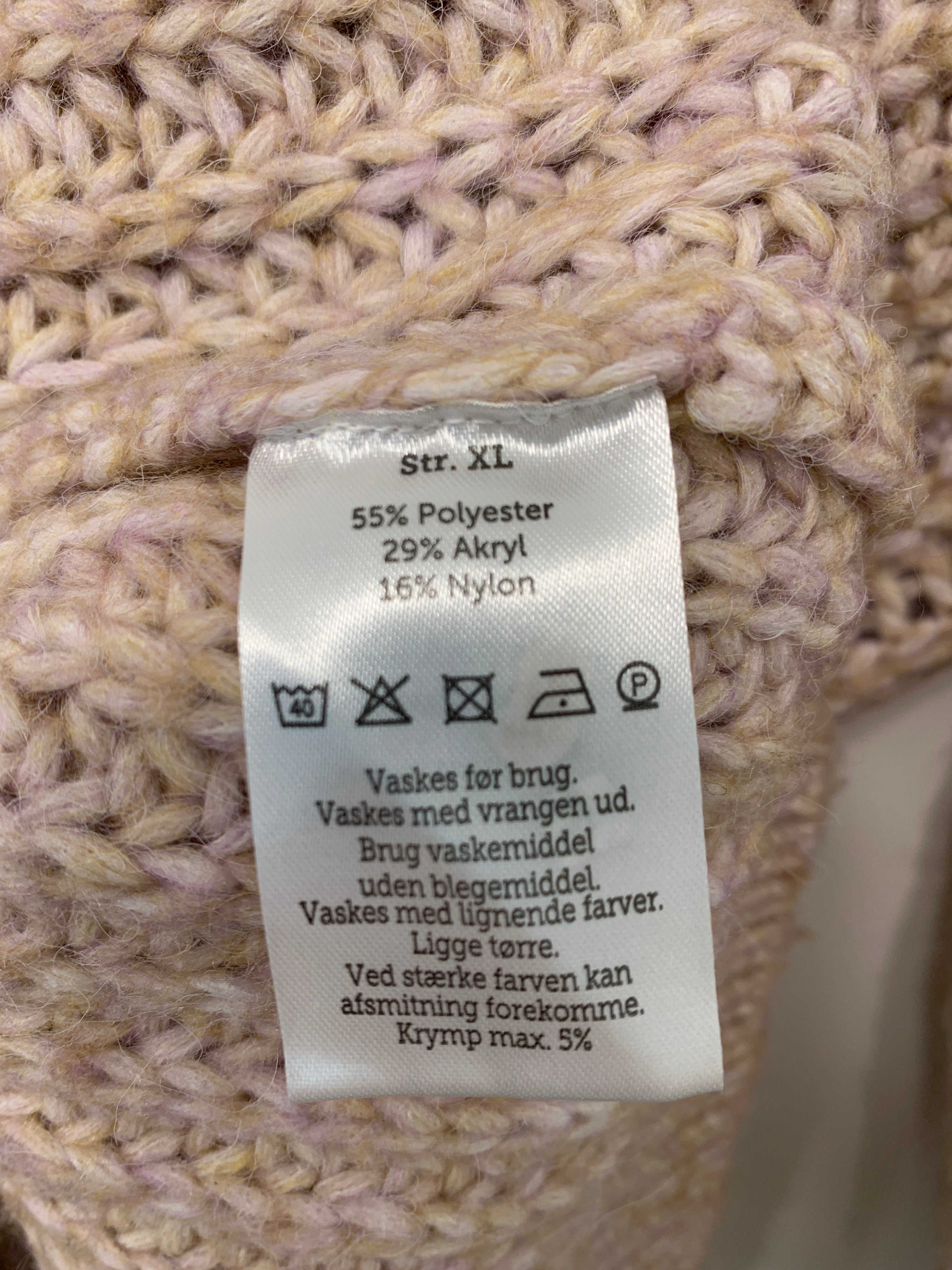 VRS Sweater